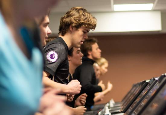 Illustrasjon fysisk test på sesjon, tredemølle