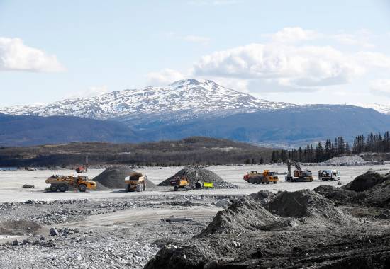Fra bygg og konstrukssjonsarbeidet ved utbyggingen på Evenes flystasjon