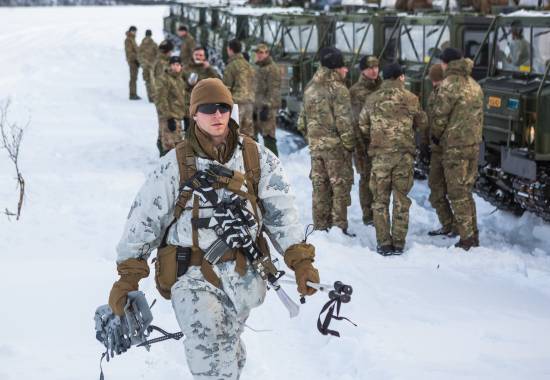 Amerikanske soldater ute i vinterterreng, øvelse Joint Viking 2017 i Finnmark //American soldiers out in winter-terrain, exercise Joint Viking 2017 in Finnmark