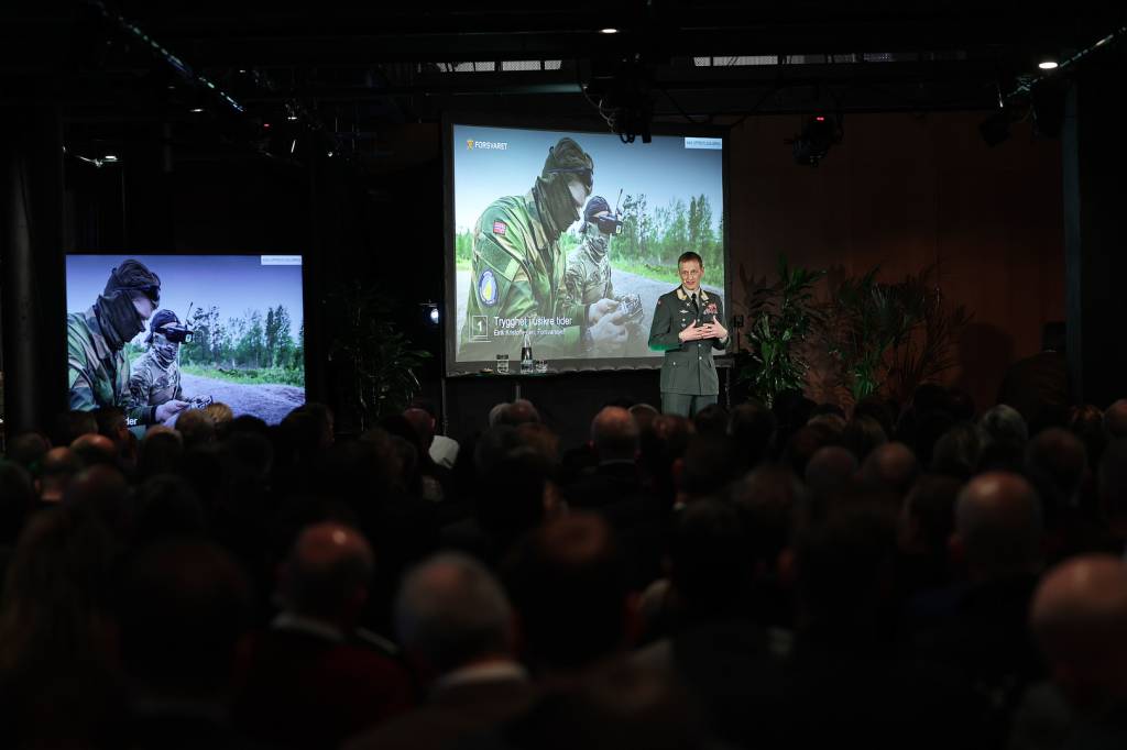 General Eirik Kristoffersen under Lanseringen av Forsvarets KI-senter