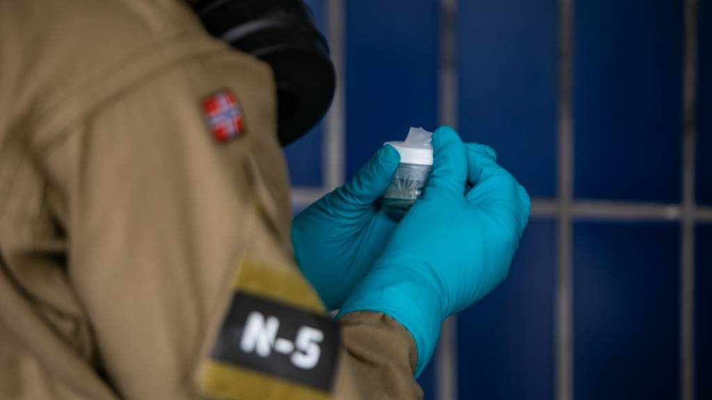 Forsvarets CBRN kapasiteter trener sammen med sivile nødetater i Oslo. For å trene samvirke og løse oppdrag i nye miljøer.