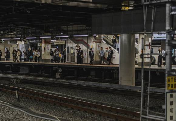 Tokyo-subway_unsplash