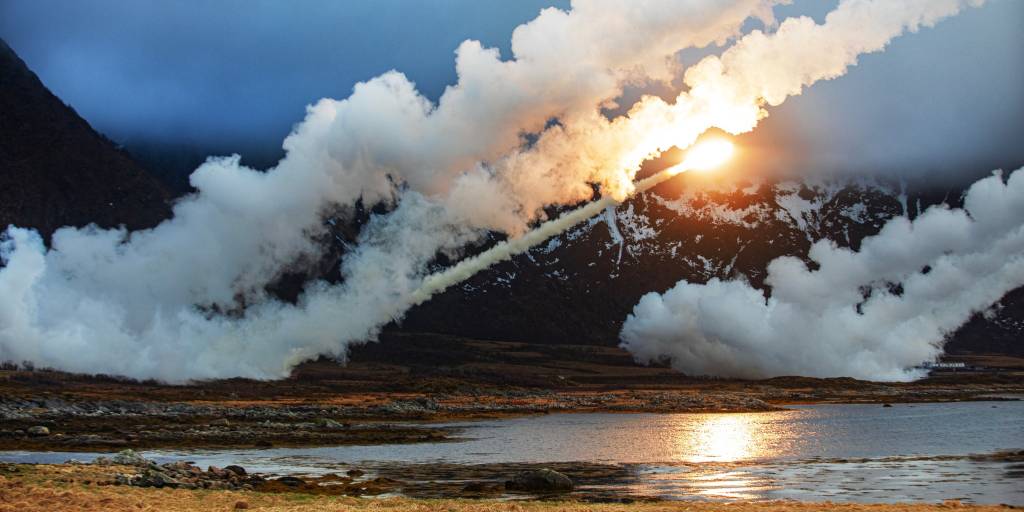 US Marines firing HIMARS during exercise Formidable Shield 23