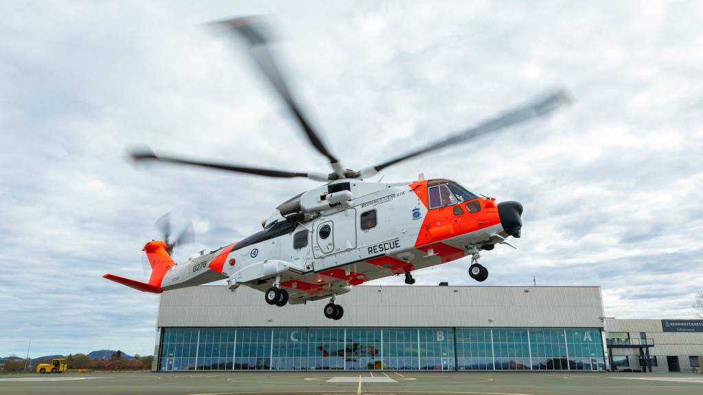 20210510OAV_SAR_Queen_Takeoff_14814_export-min