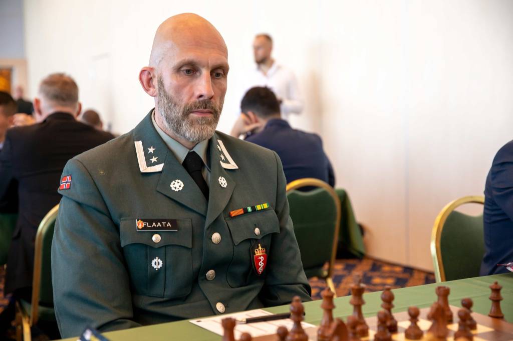 Oberstløytnant Alexander Flaata deltok i NATO Chess Championship