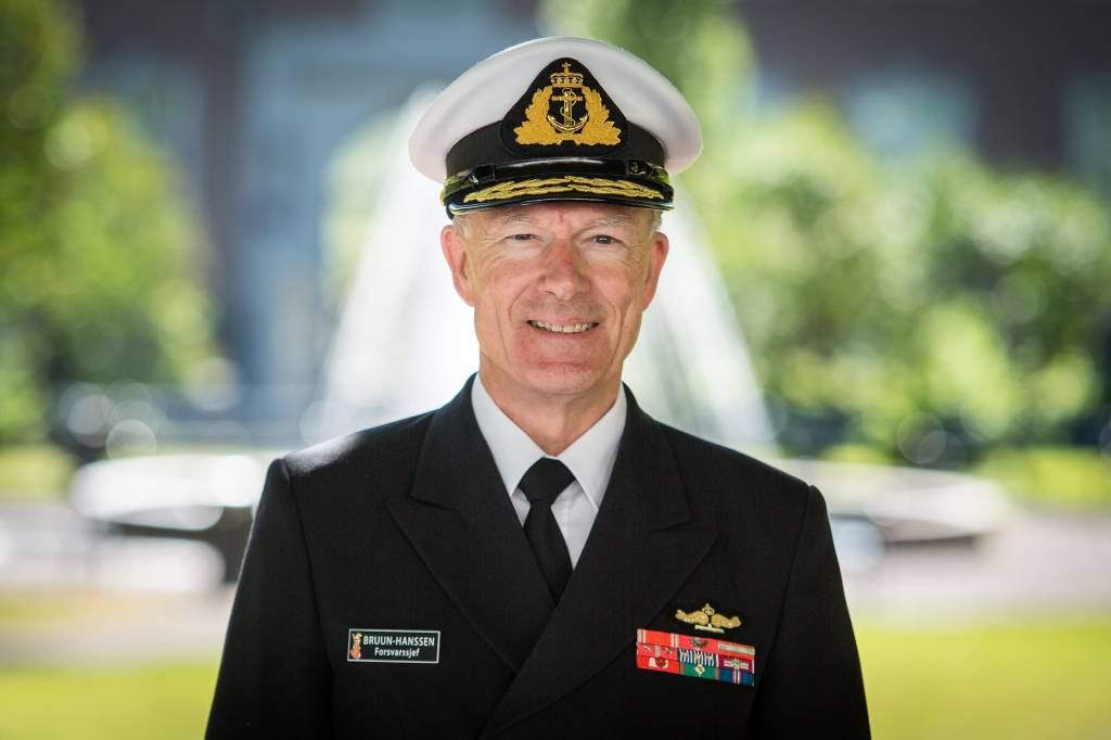 Forsvarssjef Admiral Haakon Bruun-Hanssen
