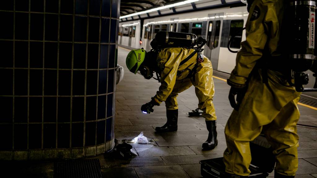 Forsvarets CBRN kapasiteter trener sammen med sivile nødetater i Oslo. For å trene samvirke og løse oppdrag i nye miljøer.
