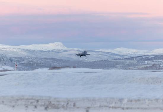 F-35 tok over det såkalte Quick Reaction Alert (QRA)-oppdraget fra F-16 i går. I dag fløy flyene på skarpt beredskap.

