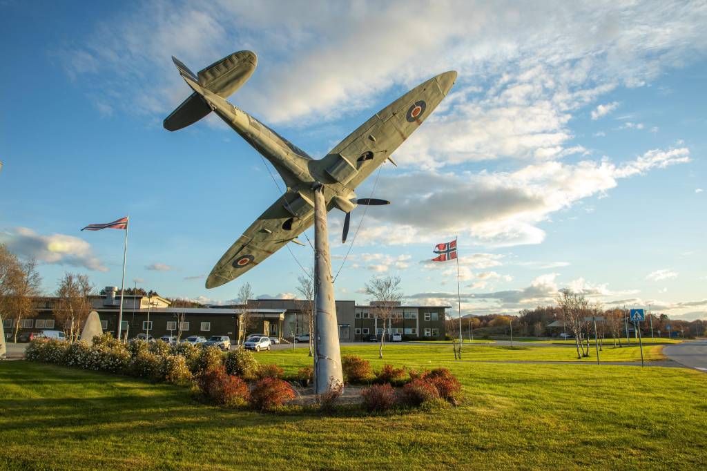 Bodø_flystasjon_331_MC-8-min