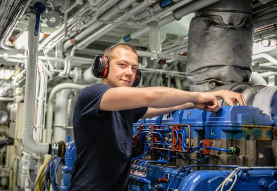 Maskinlærling på KV Harstad.