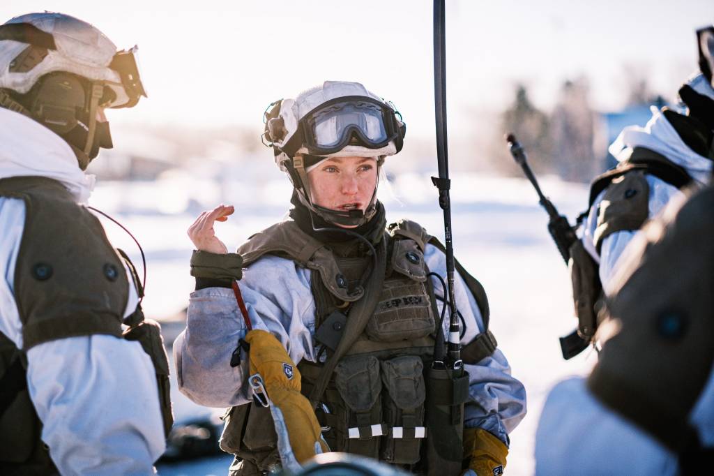 Soldater fra Porsanger bataljon under en alarmøvelse i Finnmark, mars 2021.  *** Local Caption *** Norwegian Army soldiers, assigned to Porsanger Battalion, during a readiness exercise in Finnmark, March 2021.