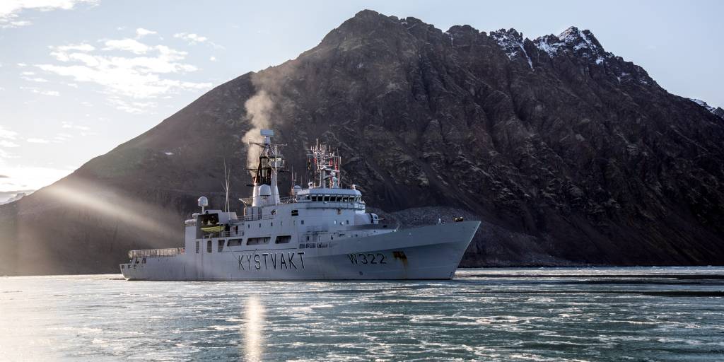 KV Andenes på Svalbard 
