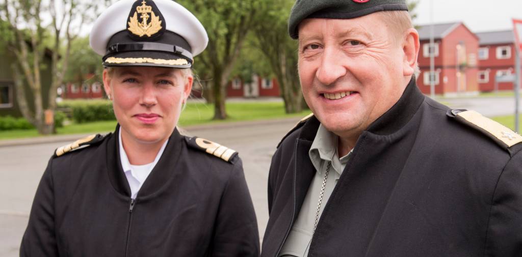 Forsvarets Feltlivssynshumanist 
Orlogskaptein Ida Helene Henriksen og Feltprost Brigader Alf Petter Hagesæther