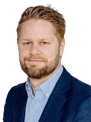 portrett mads larsen.jpg