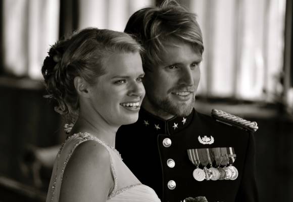 V Thomas og Karoline bryllupsbilde foto privat