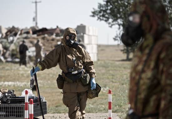 Italiensk rensestasjon tar i mot norskt CBRNE personell fra hot sone under øvelse Precise Response i Kanada 2019