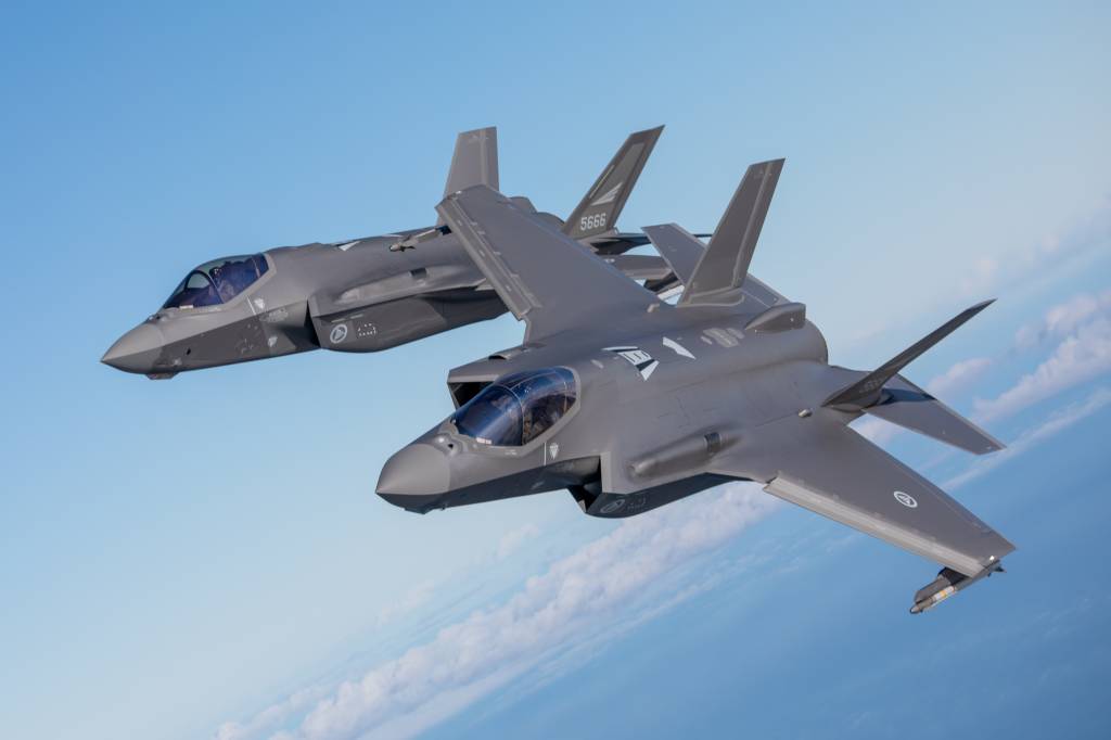 Norsk F-35 over Polen i forbindelse med Ellisiv Guard,  hvor norske F-35 var stasjonert i Poznan og stod på NATO-beredskap for delta i beskyttelsen av NATO- og polsk luftrom.