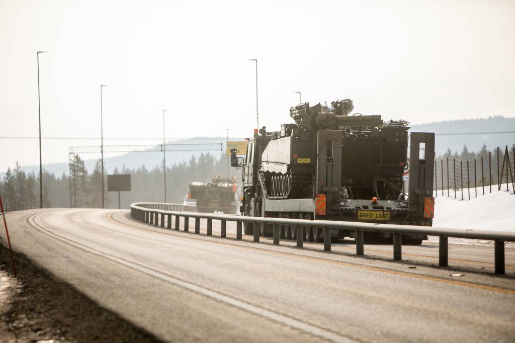 Det blir økt trafikk på enkelte veistrekninger de neste dagene, som følge av Hærens øvelse. Illustrasjonsfoto: