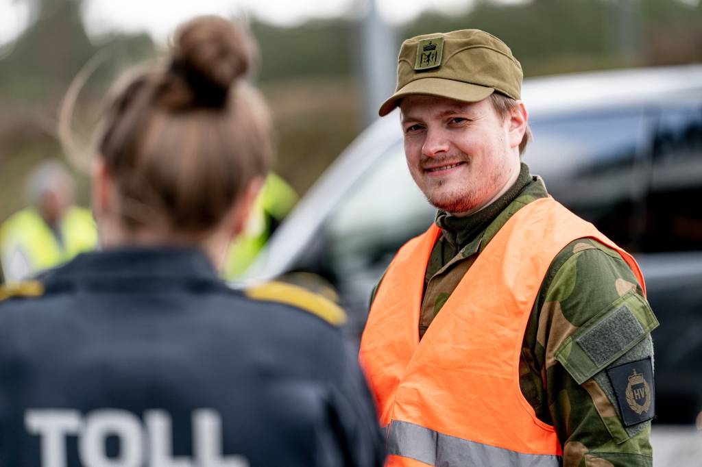Heimevernet bistår Politiet og Tollvesen med grensekontroll i Innlandet fylke under Konrona-krisen