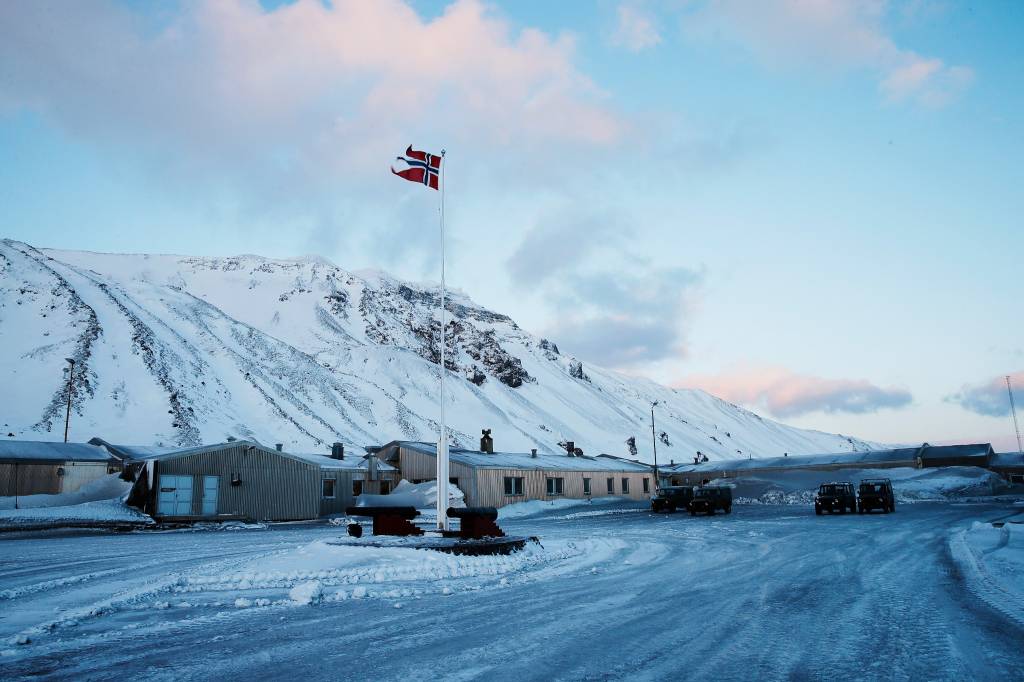 Olinkinbyen på Jan Mayen / The Olinkin city at Jan Mayen