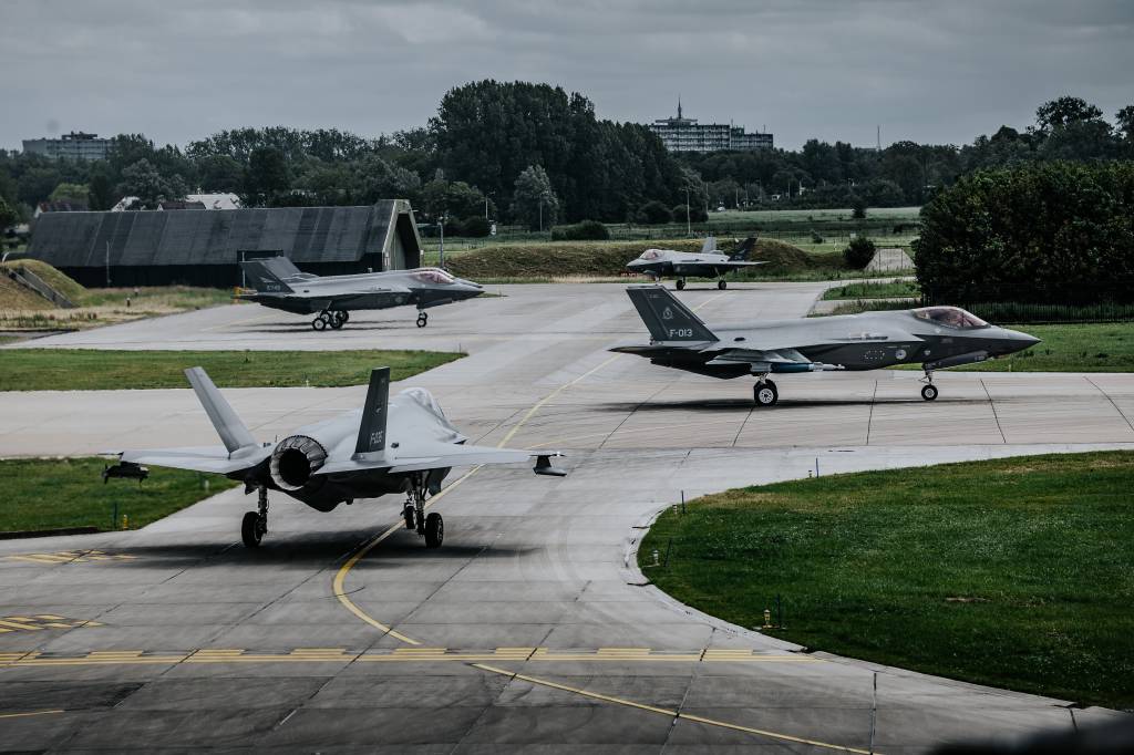 Leeuwarden, Juni 2026.Op Vliegbasis Leeuwarden vind wederom de Weapon Instructor Course, WIC, plaats. Hieraan nemen onder andere Noorse F-35's deel. Ook werd er gevlogen met externe bewapening onder de vleugels.