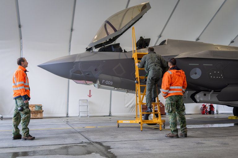Norsk pilot i et nederlandsk F-35 på Ørland flystasjon under Weapons Instructor Course 2026. Foto: Ole Andreas Vekve, Forsvaret