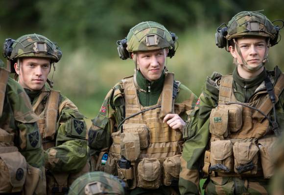 I september 2020 ble en øvelse med Cyberforsvarets base- og alarmtjenester, Cyberingeniørskolen og Kompani Østerdalen gjennomført på Onsum ved Jørstadmoen og Kittilbu i Gausdal. // September of 2020 an exercise including Norwegian Armed Forces Cyber Defence Garrison Support and Response Services, Norwegian Defence University College of Engineering – Telematics /Cyber Engineer School and Company Østerdalen was held at Onsum, Jørstadmoen and Kittilbu, Gausdal.