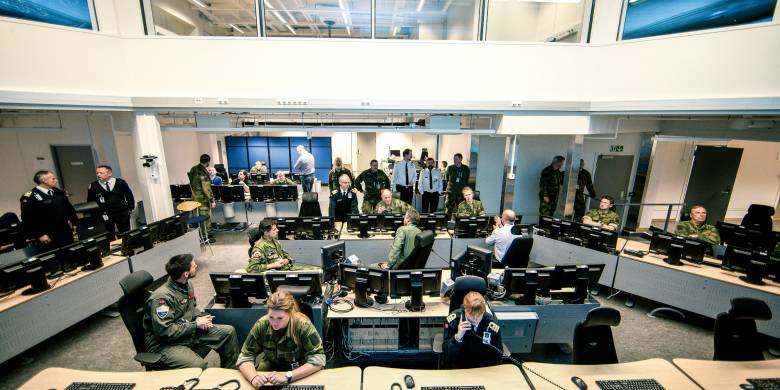 Fra operasjonsrommet på Forsvarets Operative Hovedkvarter på Reitan / The Joint Operation Center in the north of Norway