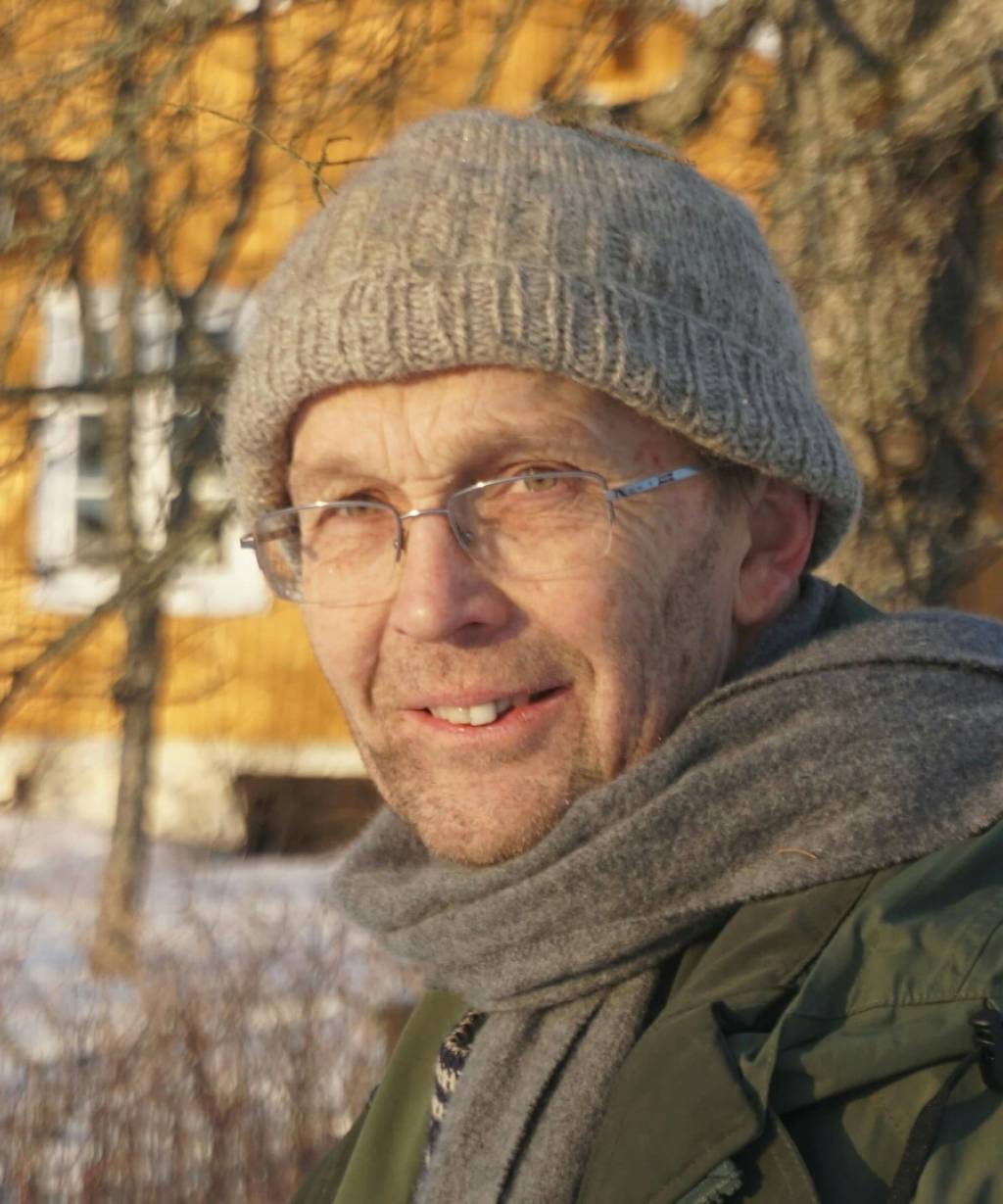 Holtsmark, Svein G_2_