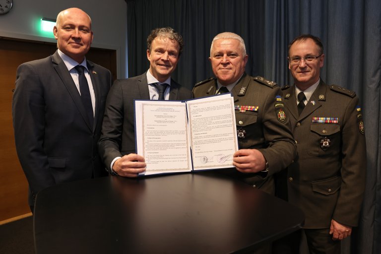 Fra signereingen av samarbeidsavtale.jpg