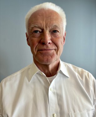 Oberst (p) Terje Skjølsvik