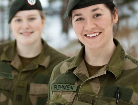 Vernepliktige soldater på FOH