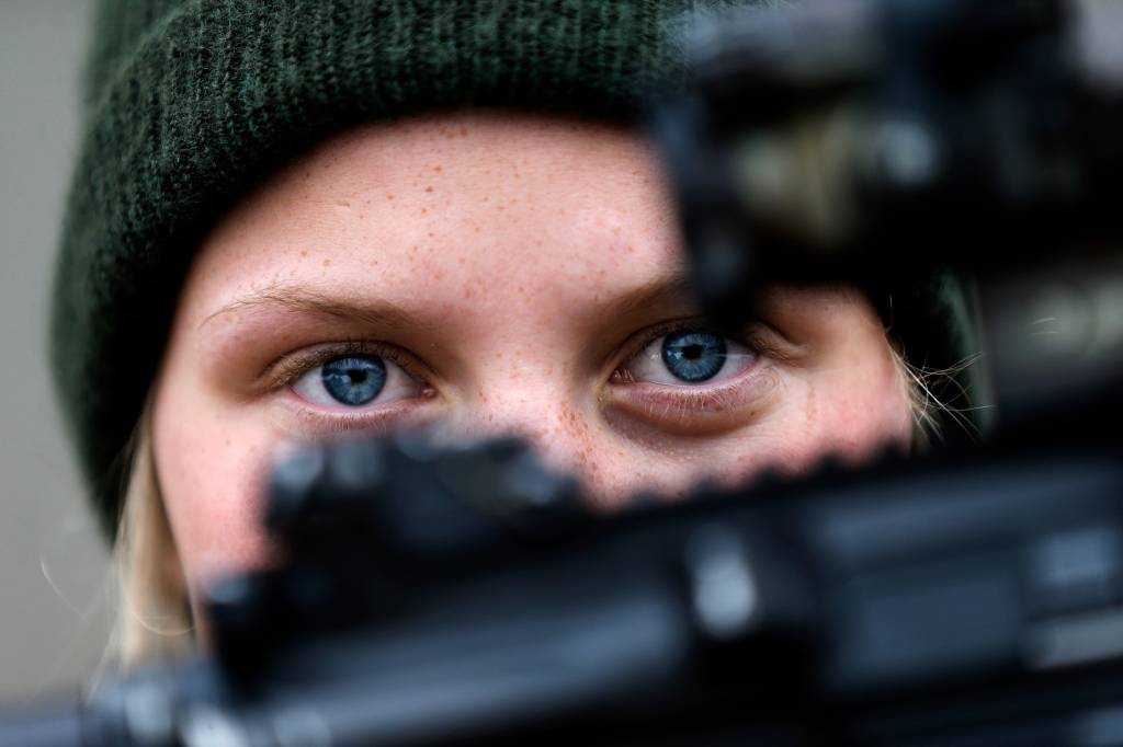 Skytetrening for Jegertroppen ved Forsvarets spesialkommendo / Shoot training for hunter squad at the Norwegian Army Special Operation Command