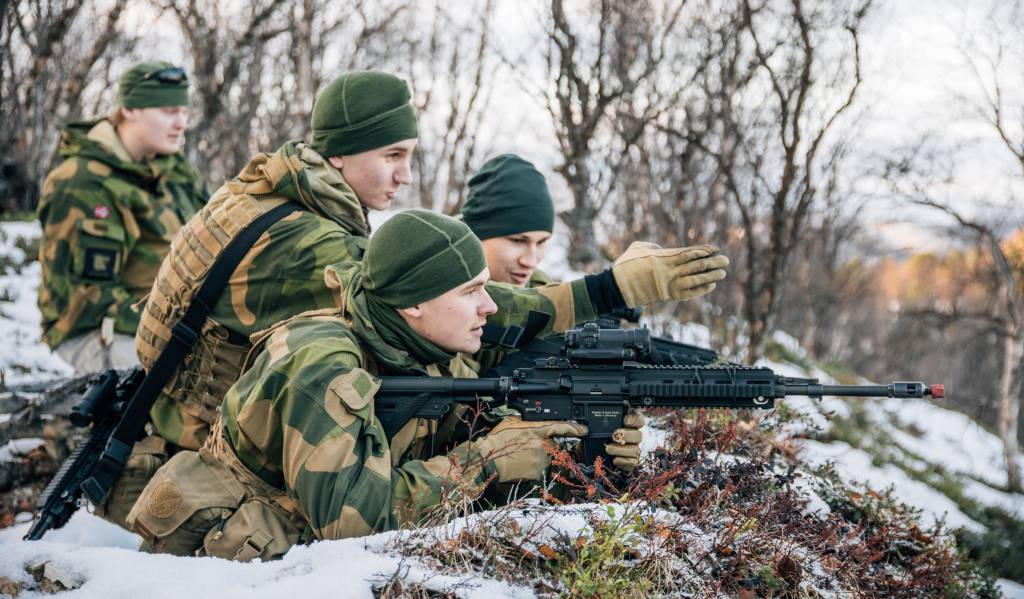 Finnmark heimevernsdistrikt 17 gjennomfører grunnleggende lagførerkurs for soldater i område, innsats