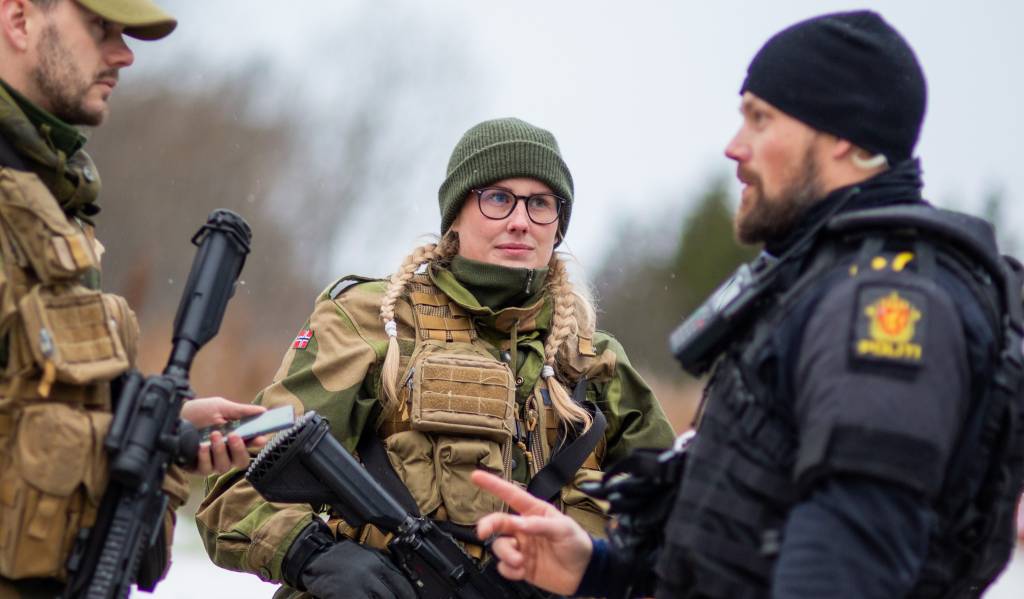 Heimevernet (HV-16) overtar et objektsikringsoppdrag fra Politiet i Tromsø.
