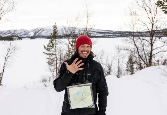 Mina på fem år og pappa Alexander går Finnmarksvidda på tvers.