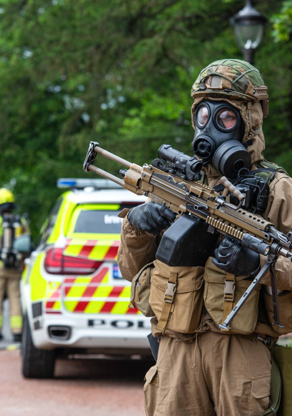 Hans Majestet Kongens Garde trener på sikring av hovedstaden under Ymer 2. *** Local Caption *** Kings guard training on saftey of the capital of Norway during exercise Ymer 2. 