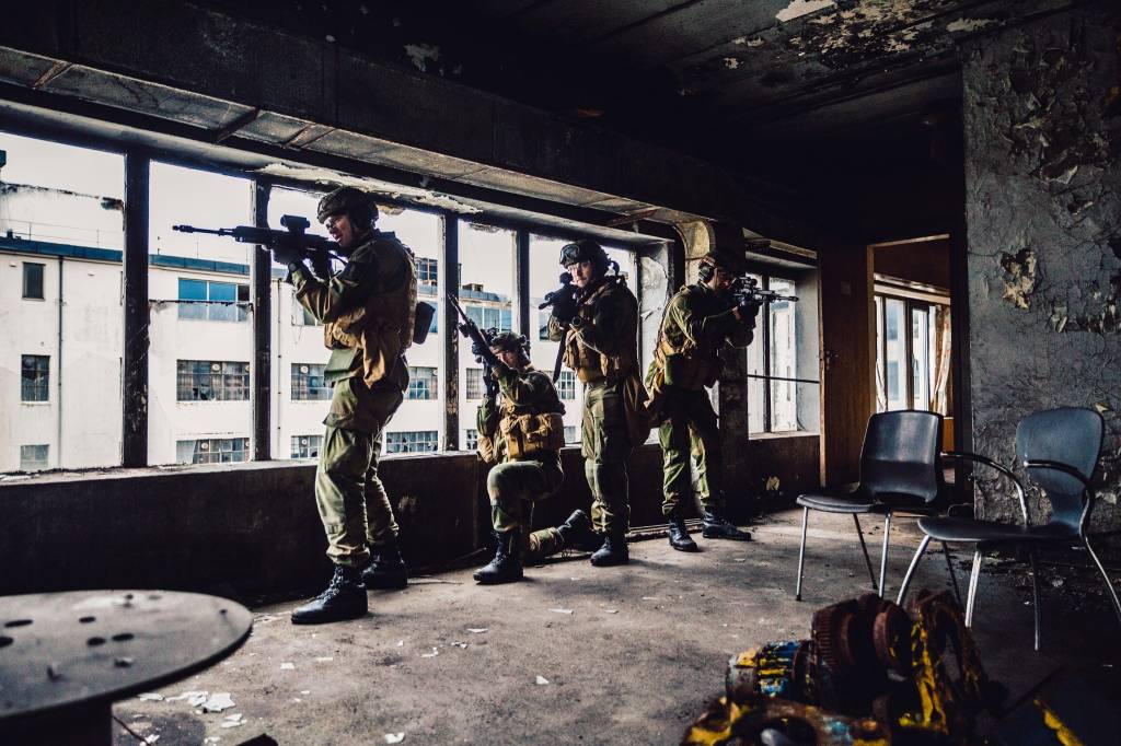 Innsatsstyrke Osprey fra HV-08 har kurs i militære operasjoner i urbant terreng (MOUT) på gamle Kverneland. *** Local Caption *** Quick reaction force Osprey from the Norwegian home guard training on military operations in urban terrain (MOUT) at old Kverneland factory.