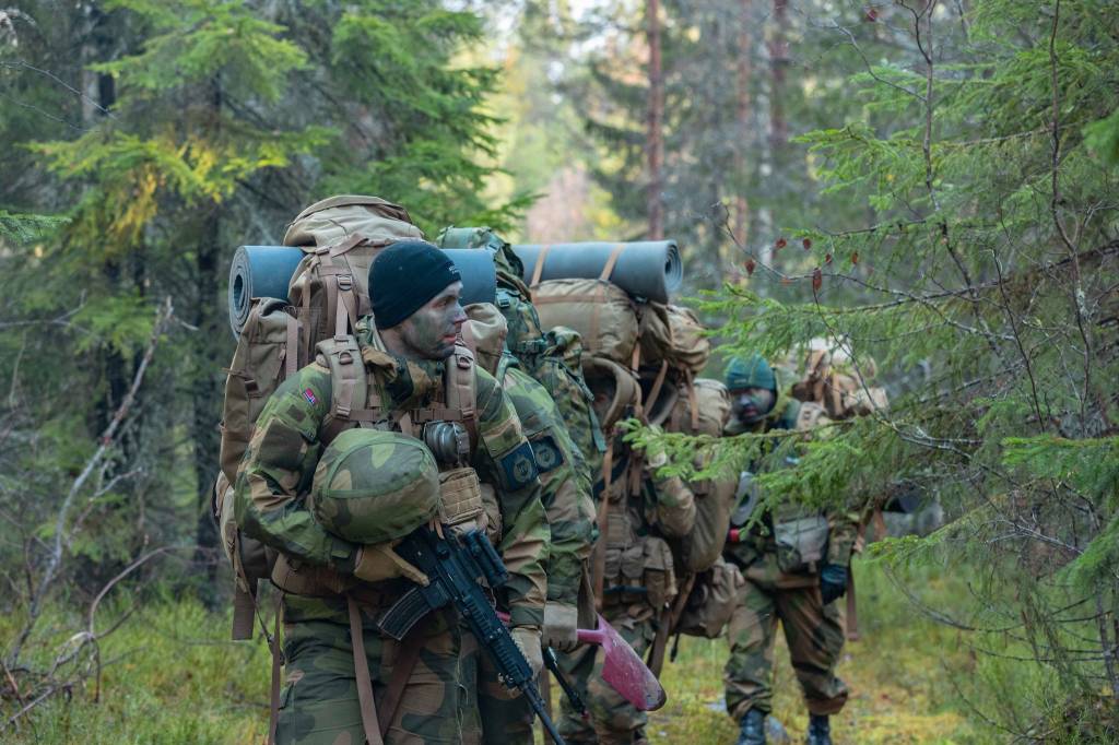 De som har deltatt på lagførerkurset har fått kjenne på hvordan det er å lede et lag, og fått mye ny kunnskap som bygger på deres grunnleggende soldatutdanning. De har gått gjennom ulike stridsdriller, oppsett av teig, mm. Kurset varte i 12 dager og ble holdt på Terningmoen leir.