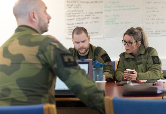 Soldater fra ulike distrikter er på etterretnings- og sikkerhetskurs i Oslofjord Heimevernsdistrikt 01.