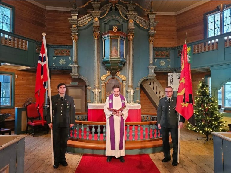 Kirkeparade (Sjef HV-11) - Foto Bypatrioten.jpg