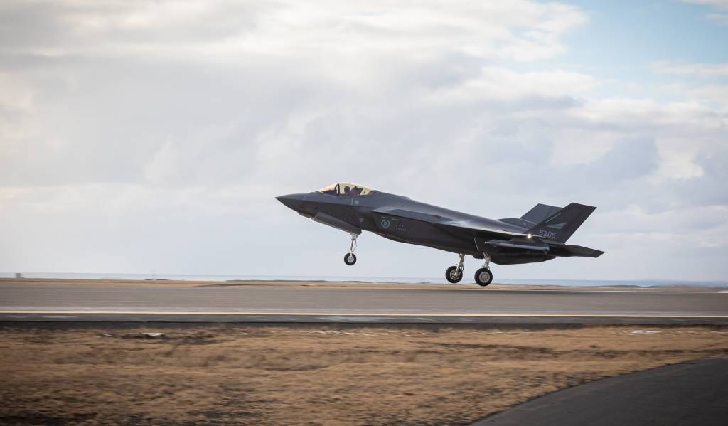 20210323OAV_IAP_F-35_Takeoff_9884_export