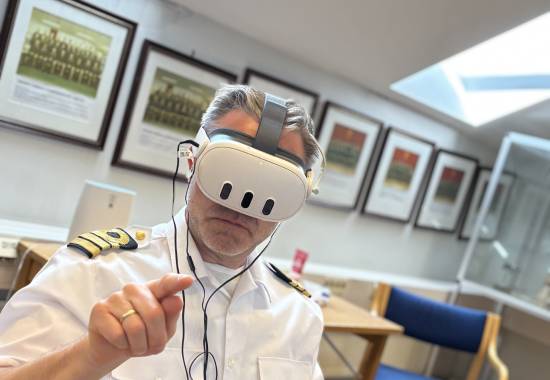 Bilde 1 XRAI student med briller 2025