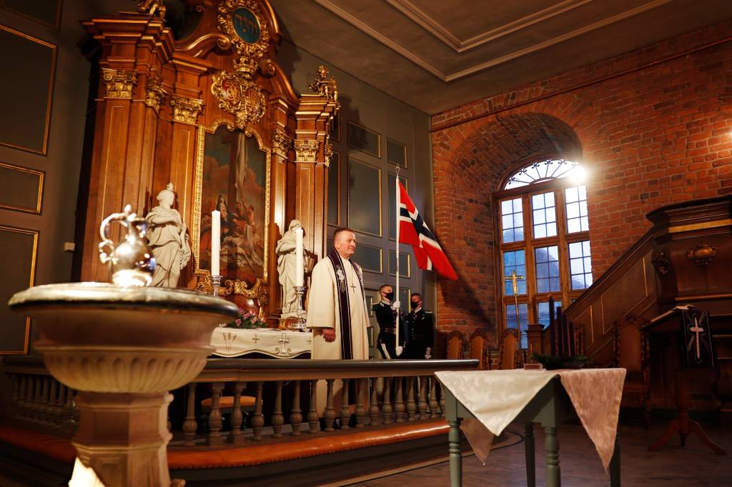 På grun av Korona pandemien vil det ikke bli tradisjonell Julegudstjeneste i Akershus Slottskirke i 2020. Bildene er fra videoinnspilling av Julegudstjenesten for 2020
