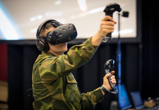 Virtual Reality under Cyberforsvarets fagkonferanse på Gardermoen 6.-8. desember 2016. // The Norwegian Armed Forces Cyber Defence's Conference. *** Local Caption *** .