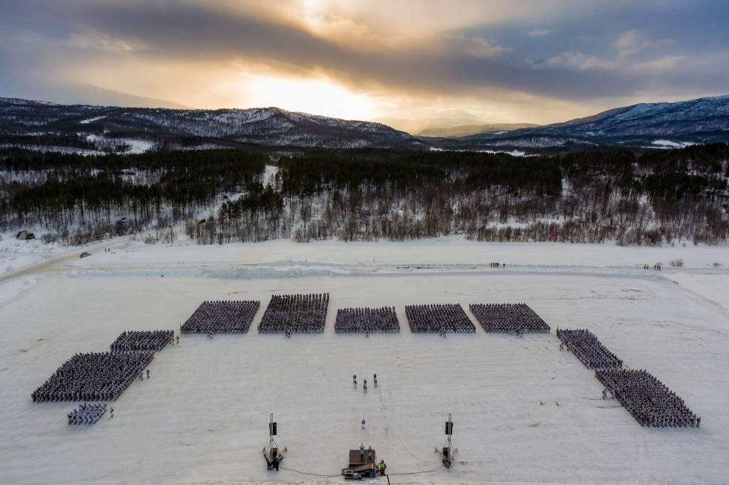 Brigade Nord oppstilt på Artillerisletta ved Setermoen leir, i anledning vinterøvelsen Joint Reindeer, søndag 11. mars 2018. // Brigade North parade.