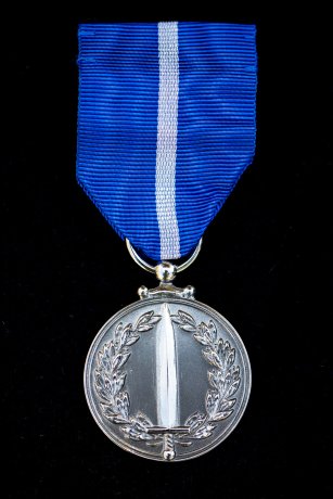 Forsvarets medalje for internasjonale operasjoner, gammel versjon