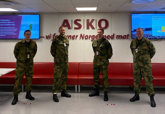 Uniform på jobben-dagen